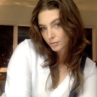 Ella Blossom (@ellaleeblossom) 's Twitter Profile
