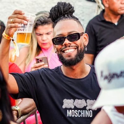 yurisantos18's profile picture. 🇫🇷 Trocolouco 👨‍👧 Pai de menina ♐ Sagitáriano 📱Administrador do perfil @cajazeirasdadepressao no Instagram