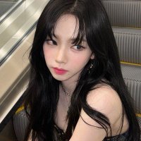 karrie (@karinayusz) 's Twitter Profile