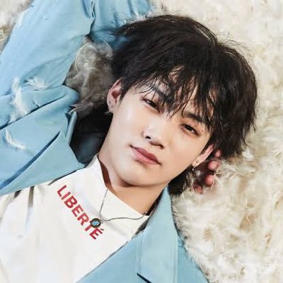 IndryyRm's profile picture. |YG Family|❤️✨ KHH GGMU FOR LIFE       #perthsanta #williamest #pondphuwin