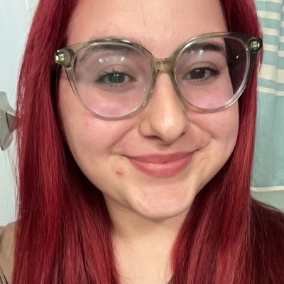 emilymarie66's profile picture. she/her