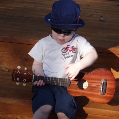 Winoramma's profile picture. Tesla FSD Beta, CFA, Banker