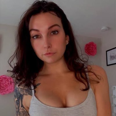stella_dic124's profile picture. what goes around comes around.