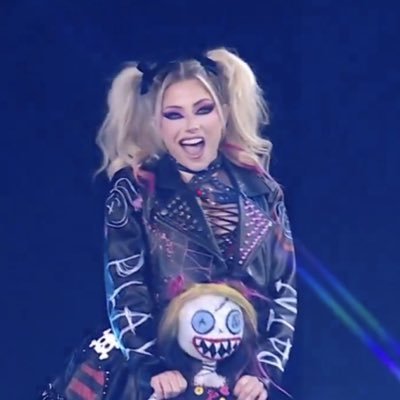 theegreatstslvt's profile picture. Love is fake??, 18+, nearly limitless, dark/triggering kinks ahead 😏