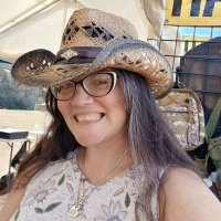Edith Marie (@edithc1130) 's Twitter Profile