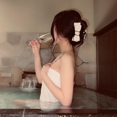 ZMMNwPBvrx17659's profile picture. フオロ-してくれて「新規です』のコメントですんごい写真送ります