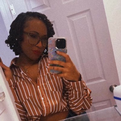 Resident Hottie.| Tableshaker | Dr K💡| Afroindigenous Af🇯🇲🇹🇹| Allahu Akbar🤲🏽 | OESPHA❣️