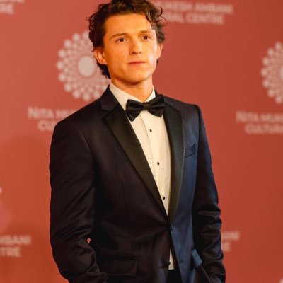 Tomholland6875's profile picture. 
