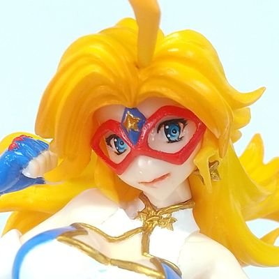 でっど・すとっくのサークル名で主にオリジナルフィギュア作ってイベント出品してます。
全日本石粉粘土教信徒。
ファンドはトモダチ!怖くないよ!
あとはガンプラ等キャラクタープラモが好物です。
