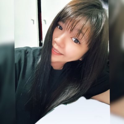 kkellyyss's profile picture. Every single day you should wake up and commit yourself to becoming a better person.