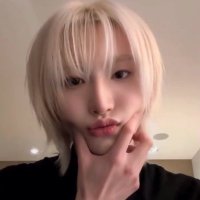 sky (@fluffyhwa) 's Twitter Profile