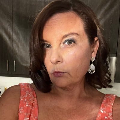 I 💙 democracy and puppies. 💙 #ChildlessDogLady. movie junkie #Trump4Prison #GoBirds #Phillies #bluecrew