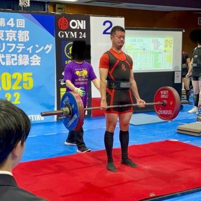 30代アラフォー。料理、格闘ゲーム好き。スクワット130kg ベンチプレス105kg デッドリフト180kg #投資#料理#スト6#筋トレ#パワーリフティング