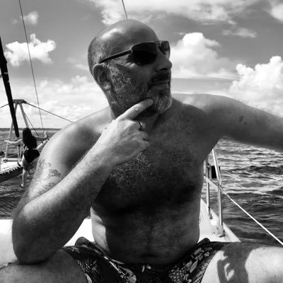 301wb's profile picture. Just kiss me slow, your heart is all I own and in your eyes you're holding mine.....Baby I'm dancing in the dark holding you in my arms.....❤️ @debbie9946