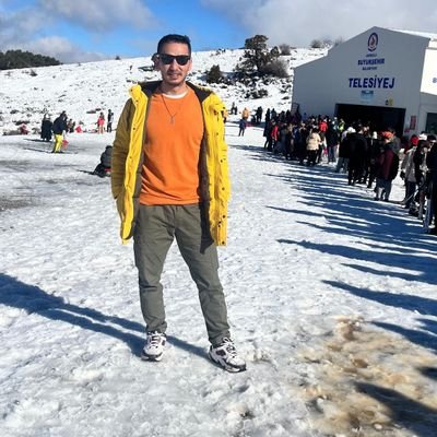 ismtenger's profile picture. hmmm