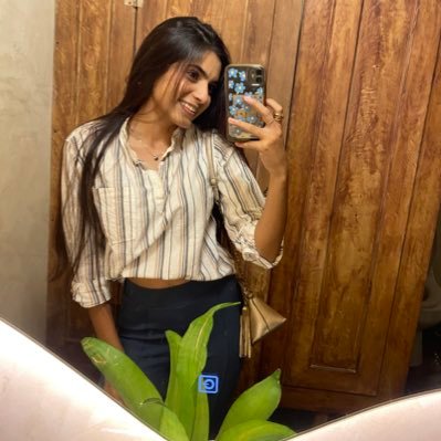 BarbaraHer09's profile picture. muy poco de sentido