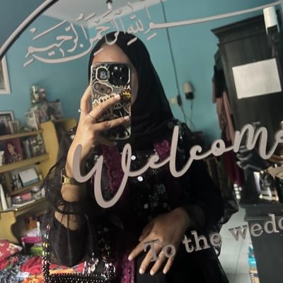 ayutriwinarnii's profile picture. 