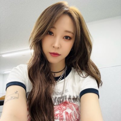 MoonByul☾·̩͙⋆문별様を愛するアカウント♡/MAMAMOO문별🐹별똥2기💫문산 쪽의 올펜 🐰🐹🐶🦁/무무/椎名林檎/東京事変/i-dle/TWICE🍭/無言フォロー失礼致します。ムムさんフォロー大歓迎❤️リムーブ、ブロックご自由に。雑多垢。フォロバは気紛れ。no music no life