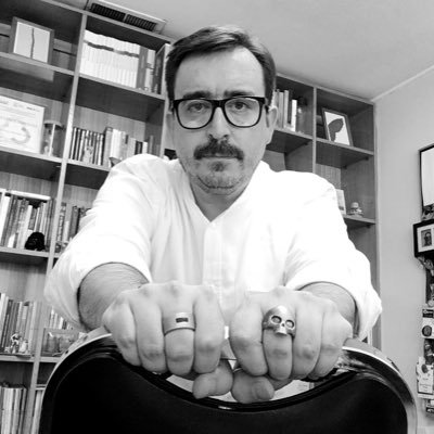 Álvaro V. Ramírez-Alujas 👾 Profile