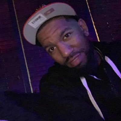 6 kids 6 baby mamas an no job 🤷🏽♂️ just living with the wind beneath my wings an going wherever the breeze takes me Instagram: double0scat