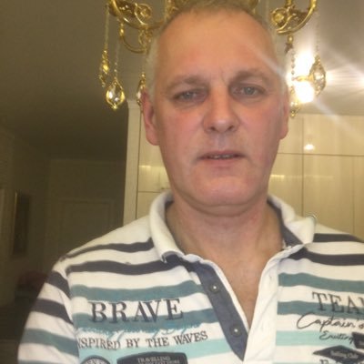 Ruslan3263291's profile picture. 😃