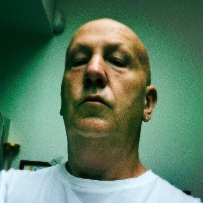 Electronic music composer & founder of 90s dream pop sensation @dubstaruk. I no longer post to TWITTER, find me using the same handle on the competing platforms