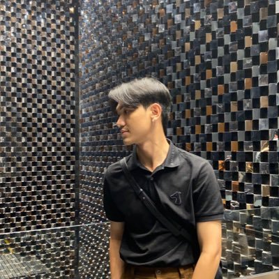 a_chin_s's profile picture. 🍭 👑 🐋🍀 🦊🛹👶🏼