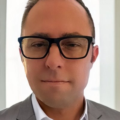 I founded intellis, a data consultancy, to help organizations make data easier
we offer data advisory, data literacy, data transformation, and data management