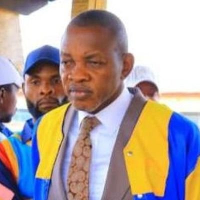 Diplômé en sciences commerciales et administratives, licencié en informatique des finances à EIFI/GOMBE.
Panafricaniste et amoureux de la RDC.