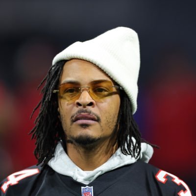 This is my private account for texting my super fans out there
@tip is managed by the management