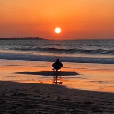 mentokpolrek's profile picture. Future is the brightest hope ✨
The universe is with me accompanying my journey in every step I take,
My wallet will definitely be filled with $1M. Amen