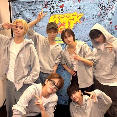 BTS/BND/TXT/EUNWOO
army/onedoor/moa/aroha
💜🚪🌻💞