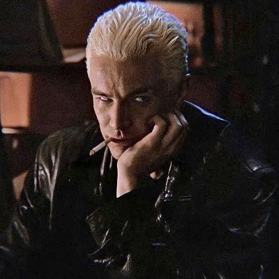 pentagrimm the vampire slayerさんのプロフィール画像