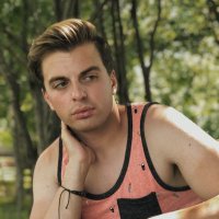 Max (@maxlla) 's Twitter Profile Photo