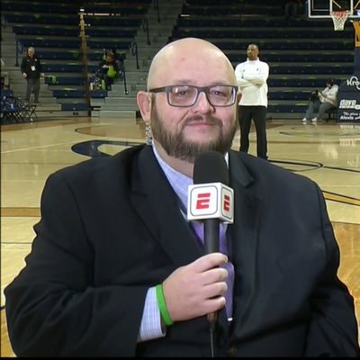 Voice of Whitmer Football on @Q1055Toledo and host of NLL Weekly Podcast. Also PxP on @BCSNSports & @ESPNPlus. Former FB manager for @OhioStateFB.