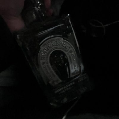 jayfrmla98's profile picture. 19