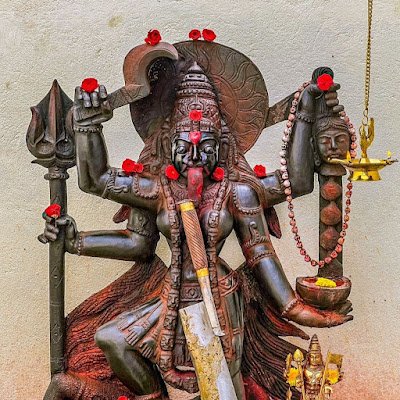 adyakali1008's profile picture. Maa AdyaKali Sahasranamavali - 1008 names of Maa Kaali
🔱🔱
BHAIRAVAKAALIKENAMOSTHUTE - THROUGH BHAIRAVA WE ATTAIN ADYA MAHAKALI🙏