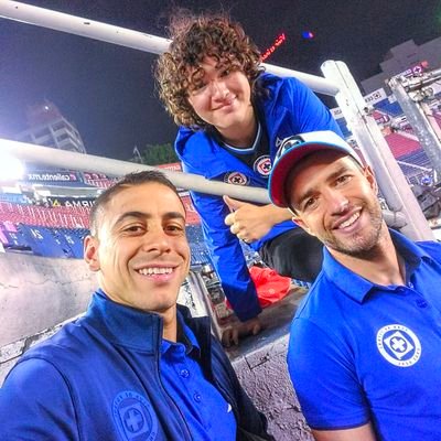 Ar7uro7's profile picture. 💙