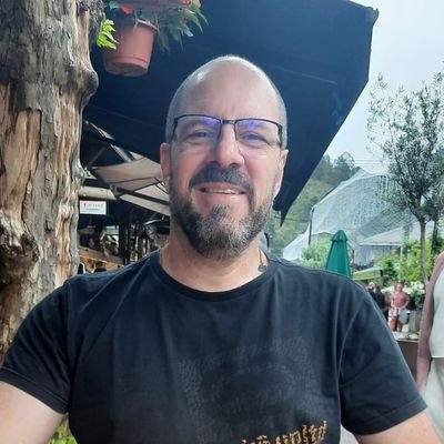 OsvaldoGasparJ2's profile picture. 