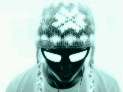 Royle_Jones's profile picture. Construction engineer/manager and father. Lover of life, my daughter, my gorgeous wife, family, friends, traveling, snowboarding, motorbikes and photography.