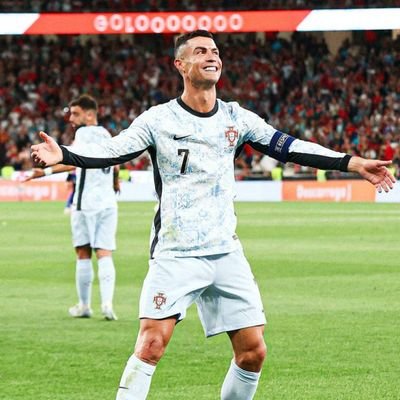 jinn500asdlkj's profile picture. 🕊️🕊️