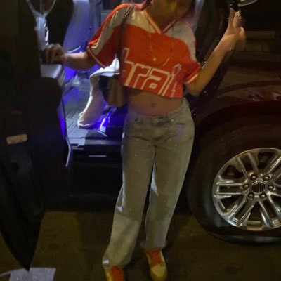 girlyhndrx's profile picture. 