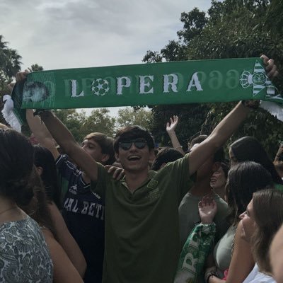 🇪🇸 Sevillano, cofrade y rociero. Apasionado del fútbol. Gestor de #RRSS 📱 | Community Manager 🎥 @CDUnionGerena.