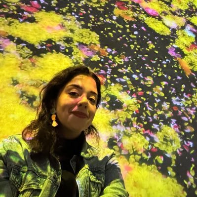 nnogui's profile picture. que no había cerrado este antro?