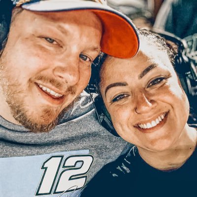 LftTrnNLstClls's profile picture. NASCAR, WVU Sports, Hockey n stuff.