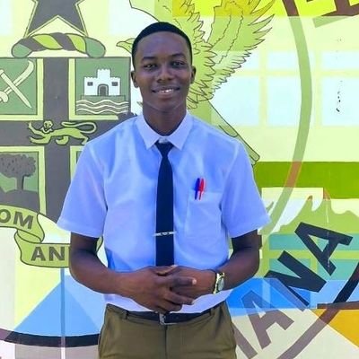 I'm simple and a humble gentleman, simplicity is my nature.I'm consistent and focused. No shakara life style.