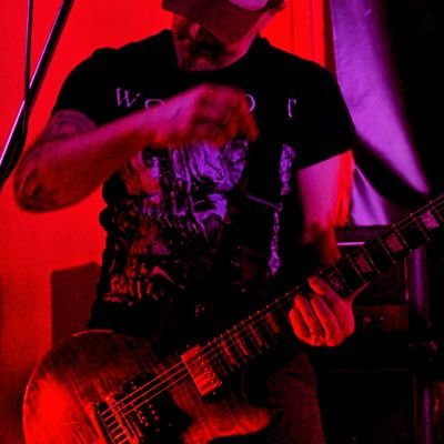 DHaych80's profile picture. Guitarist with @thenaildrivers
&
PERISH THE THOUGHT - https://t.co/o99ivQq6hd
- Enjoy the oul eggball #SUAF