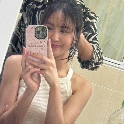 BrMooky's profile picture. 💛🐰💜