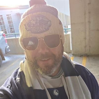 bubba army,Bucs,Lightning,rays,Mets fan. I don't take this twitter shit serious.aspiring comedian