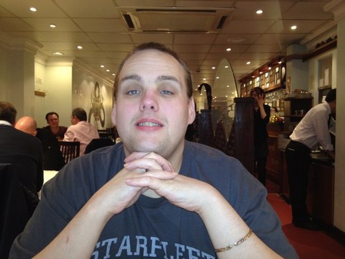 Si_Dax's profile picture. I love to travel, read, listen to music & enjoy life. So I tweet about these things & about living with Crohns Disease & all that it entails.